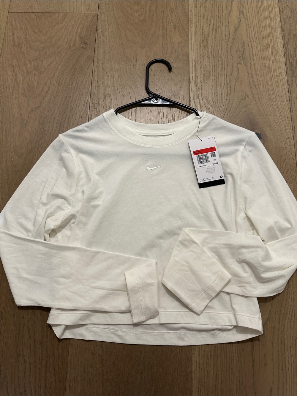 Nike Cream Cropped Long Sleeve Top